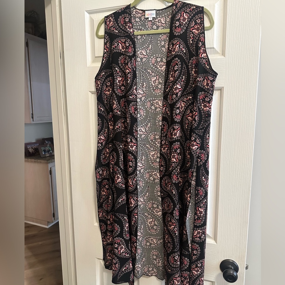 LuLaRoe Joy Vest - Size M